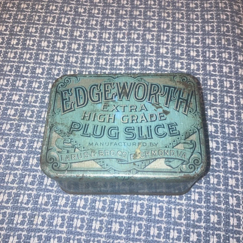 Vintage Edgeworth Tobacco Tin Extra High Grade Sliced Pipe Empty Rustic Blue‎